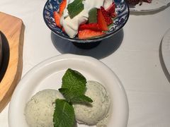 -LESCEDARS Brasserie Bistro香柏树