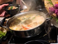 鱼汤锅-老翡翠 Old Crystal Jade Restaurant