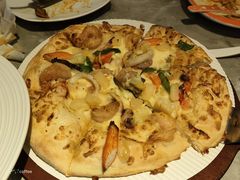 -必胜客(尹山湖歌林公园店)