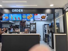 -班达拉奈克国际机场