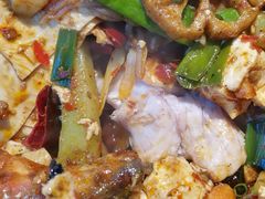 -俏巴妹烤鱼香锅(奥体店)