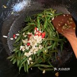 简单好吃又营养的辣炒蒜香豆角