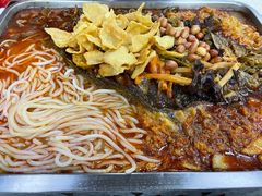 -在巷子里的烤肉店·螺蛳粉烤鱼·牛蛙(和美城店)
