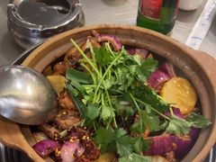 -胡须佬鸡煲四季火锅店(石厦西村直营店)