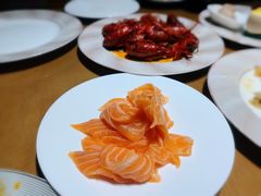 三文鱼刺身-汕头皇城酒店