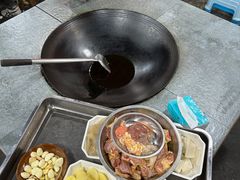 -咊记茅草棚柴火鸡(乌当店)