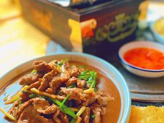-东方之猪四更烤乳猪(金垦总店)