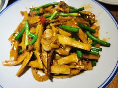 -吕氏疙瘩汤·私家菜馆(慈云寺店)