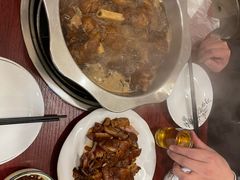 -聚首堂·特色小吃·肘子(什刹海德胜门店)