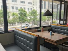 卡座-YUOZUO渝作·川渝冒肚(崂山店)