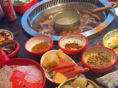 -醉董牛川派鲜肉自选火锅(烟台店)