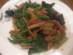 -山沟沟炒鸡(颐灏·海怡名都店)