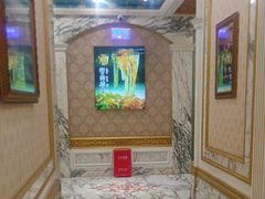 -皇宫大酒店