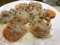 蒜蓉粉丝蒸扇贝-港美茗点名菜(万江店)