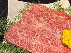 -山川小町·极番烧肉(新地假日广场店)