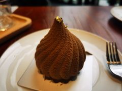 威廉梨栗子-BLAQ咖啡(骏豪店)