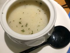 鸡汤-HELLO MUSAE 拾光缪斯餐厅·纯正希腊风味(苏州中心店)
