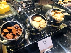 -东方红海鲜百汇(国际大厦店)