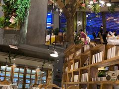 大堂-屋顶花园餐厅(步行街老地王大厦店)