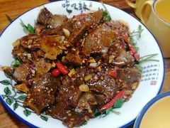 -老三样·美食研究中心(世贸路店)