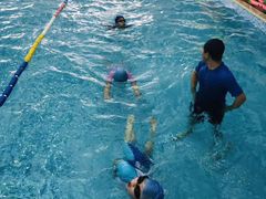 -乐悠游亲子游泳俱乐部