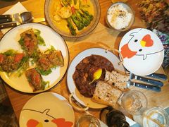 可可爱爱小盘子-Mesa Madre梅萨妈妈·Bintana(国贸店)