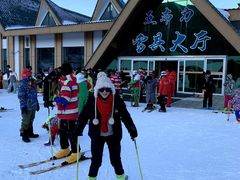 -亚布力新体委滑雪场