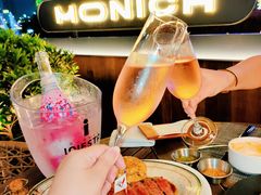 -MONICH牛排融合餐厅(和义大道购物中心店)