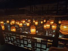 -帅巴人舅母子腊蹄民俗村