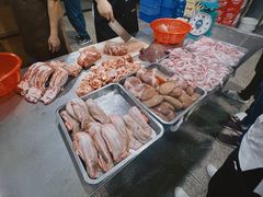 -标记美食新鲜猪杂(兴南大道店)