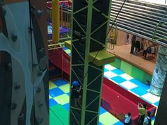 -天空之城欢乐嘉年华苏州店(环球188广场店)