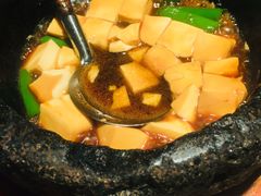 石锅沃豆腐-桂满陇-十里风荷(合生汇店)