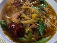 辣子鸡-越洋肖氏老米线(杨家坪店)