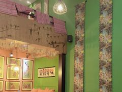 -香巴拉云南餐厅(华莱坞店)