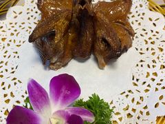 至尊乳鸽皇-金碧轩粤菜海鲜大酒楼