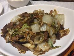拆骨肉炒白菜-北李妈妈菜·海肠捞饭(高新万达店)