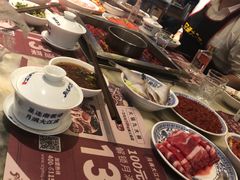 -月满大江火锅(总府路店)