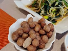 -艾尼巴億餐厅 Aini Bayi Restaurant(曲阳路店)