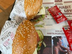 -The Habit Burger Grill 哈比特汉堡(复兴soho店)