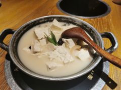 -吃饭皇帝大土家民族菜(正大广场店)