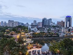 -包整·丝娃娃(甲秀楼景观店)