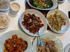 -红樱桃·欢乐餐厅(太原里店)