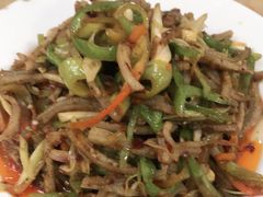 -苏莱特色牛骨滩羊手抓馆(长城东街总店)