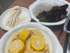 -呷哺呷哺(沈阳赛特奥莱店)