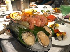 -领鲜活海鲜榴莲自助火锅(东门店)