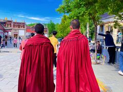-塔尔寺游客服务中心