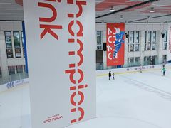 -冠军冰场CHAMPION RINK(中华城店)