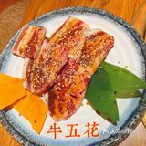 下雨天吃烤肉真的很巴适呦！