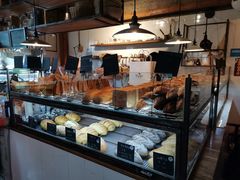 面包甜点陈列柜-仙峰天然面包(迎宾路店)