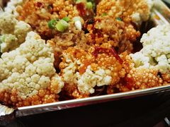-茸梅路右拐龙虾-农家菜(松江店)